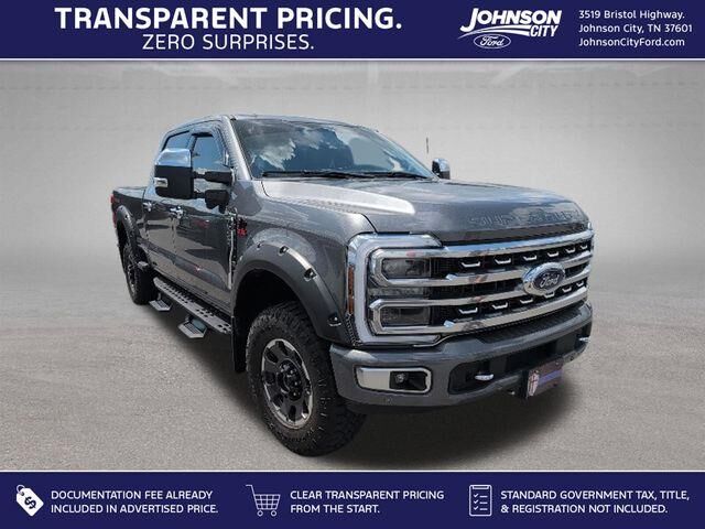 2024 Ford F-250 Super Duty Platinum — photo 1 of 26