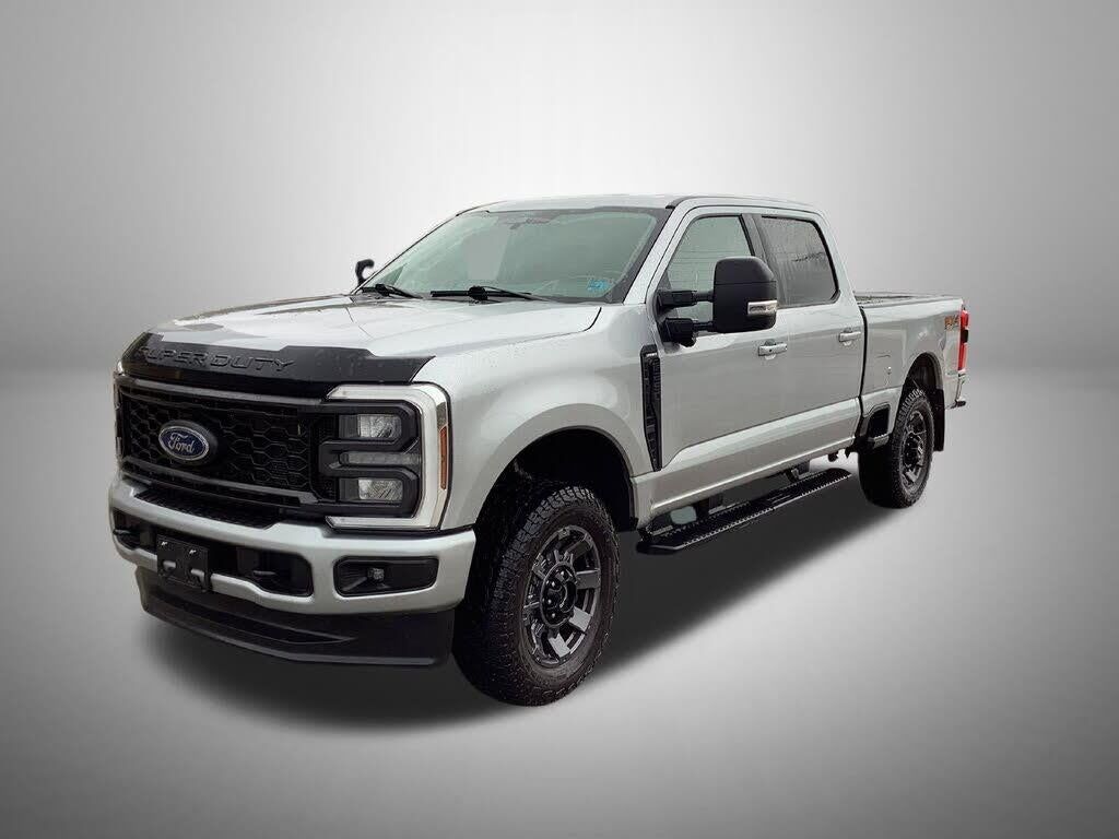 2024 Ford F-250 Super Duty Lariat — photo 1 of 1