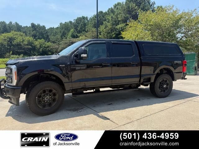 2023 Ford F-250 Super Duty XLT — photo 1 of 26