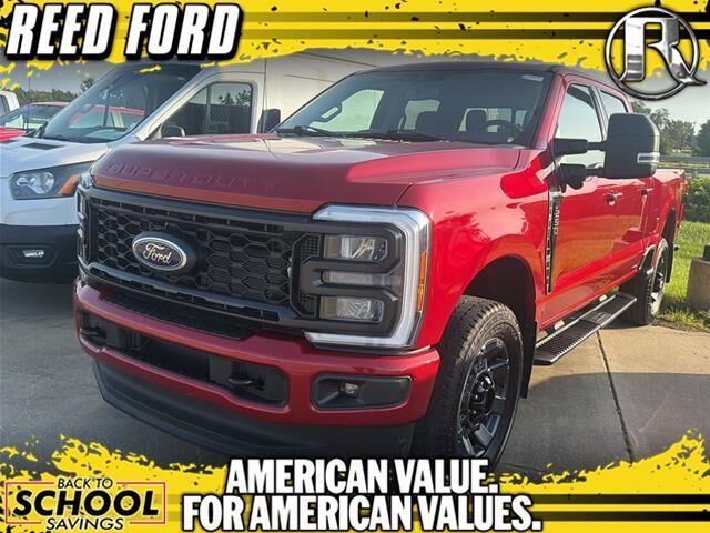 2023 Ford F-250 Super Duty XLT — photo 1 of 9