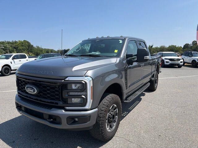 2024 Ford F-250 Super Duty XLT — photo 1 of 26