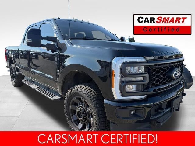 2023 Ford F-250 Super Duty Lariat — photo 1 of 6