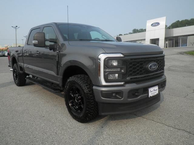 2024 Ford F-250 Super Duty XLT — photo 1 of 13
