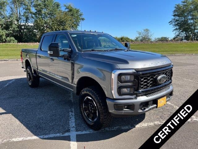 2025 Ford F-250 Super Duty Lariat