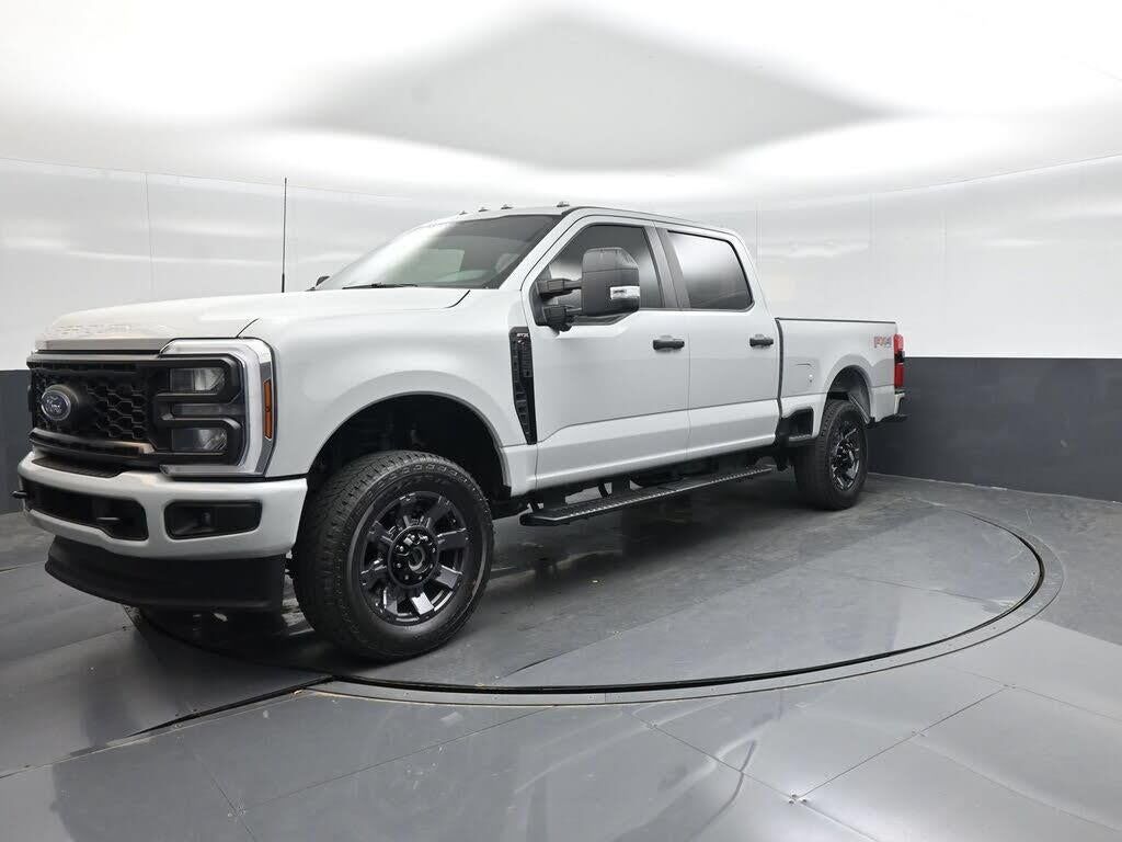 2025 Ford F-250 Super Duty XL — photo 1 of 1
