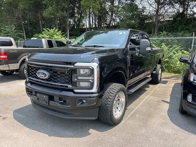 2024 Ford F-250 Super Duty XLT — photo 1 of 13