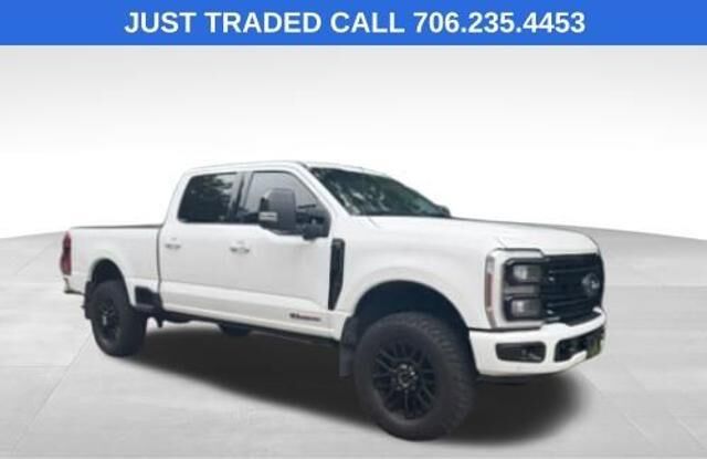 2024 Ford F-250 Super Duty Lariat — photo 1 of 6