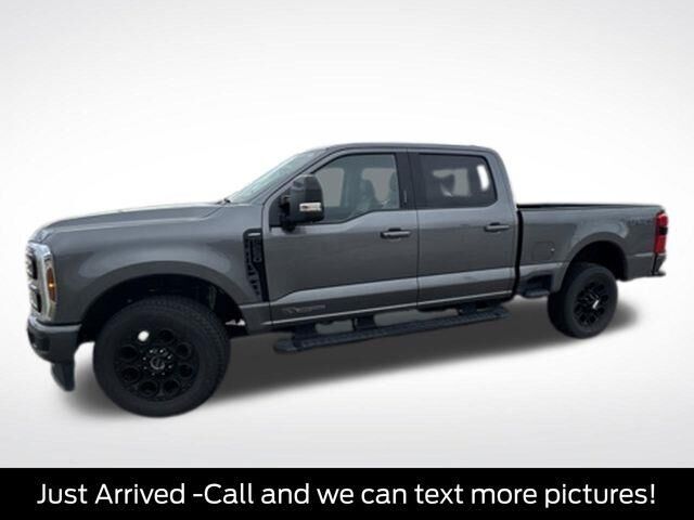 2024 Ford F-250 Super Duty Platinum — photo 1 of 26