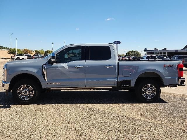 2025 Ford F-250 Super Duty Lariat