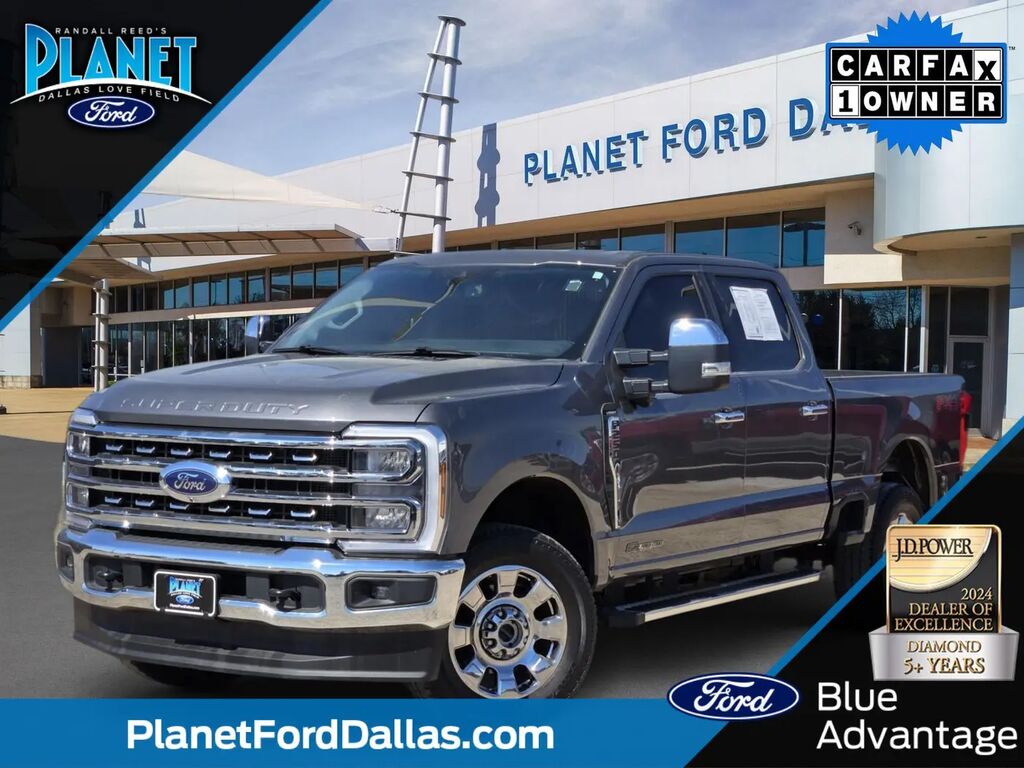 2025 Ford F-250 Super Duty Lariat — photo 1 of 13