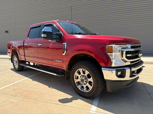 2022 Ford F-250 Super Duty Lariat — photo 1 of 26
