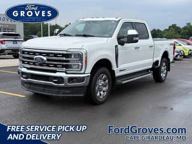 2023 Ford F-250 Super Duty Lariat — photo 1 of 13