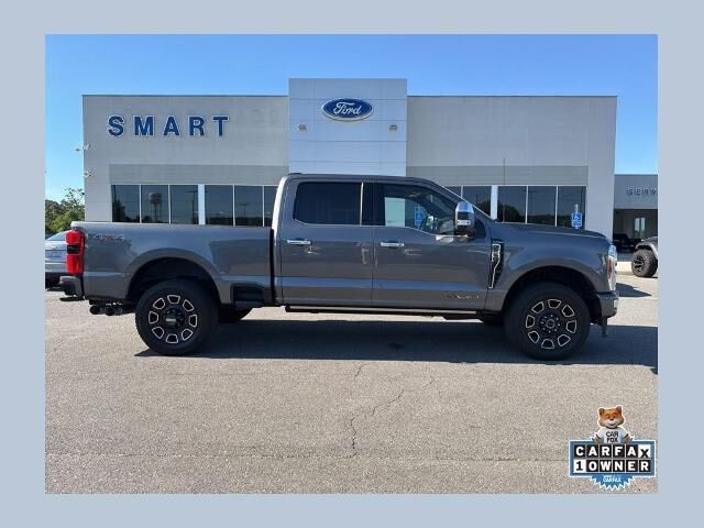 2023 Ford F-250 Super Duty Platinum — photo 1 of 13