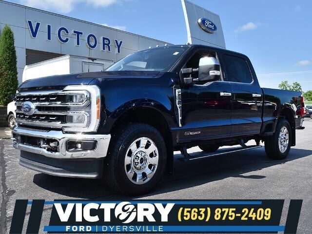 2023 Ford F-250 Super Duty Lariat — photo 1 of 13
