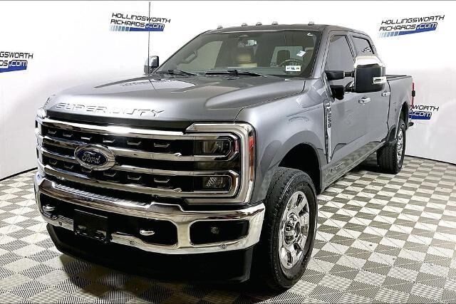 2024 Ford F-250 Super Duty Lariat — photo 1 of 13