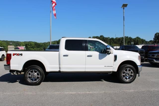 2022 Ford F-250 Super Duty Lariat — photo 1 of 6