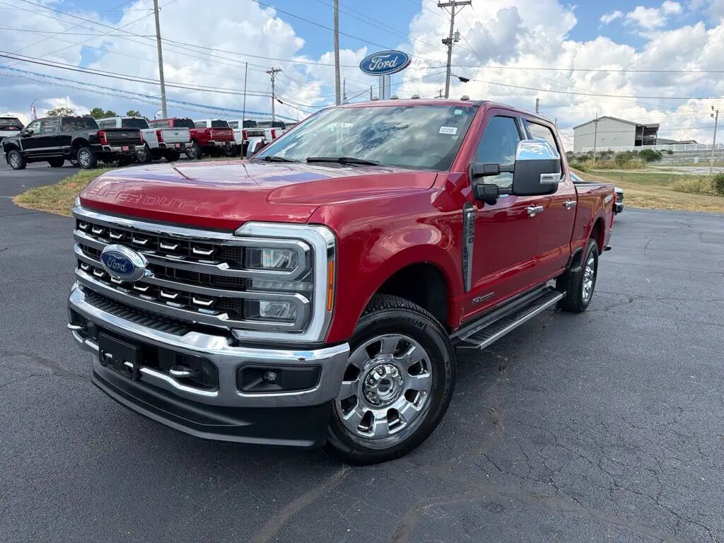 2023 Ford F-250 Super Duty Lariat — photo 1 of 13