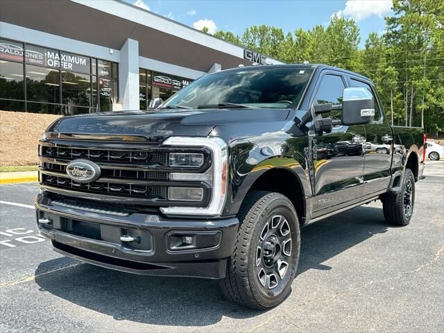 2024 Ford F-250 Super Duty Platinum — photo 1 of 13