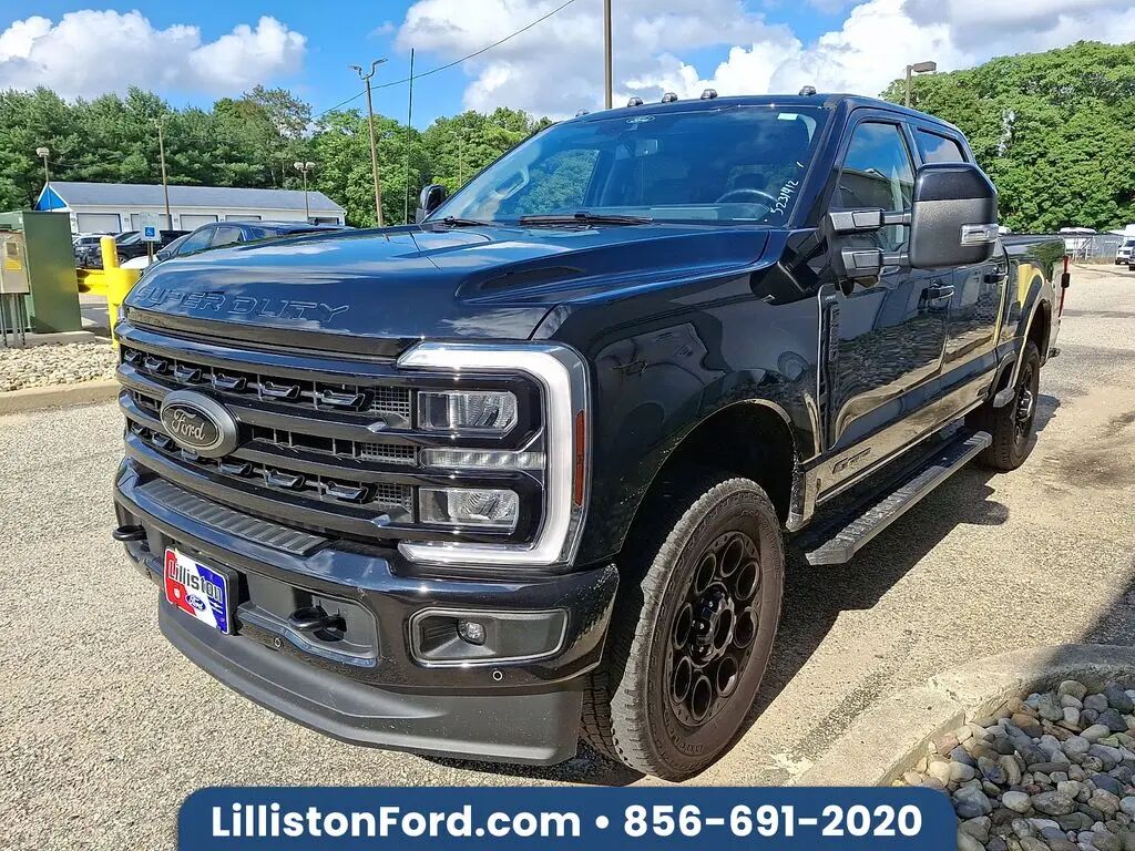 2024 Ford F-250 Super Duty Lariat — photo 1 of 51