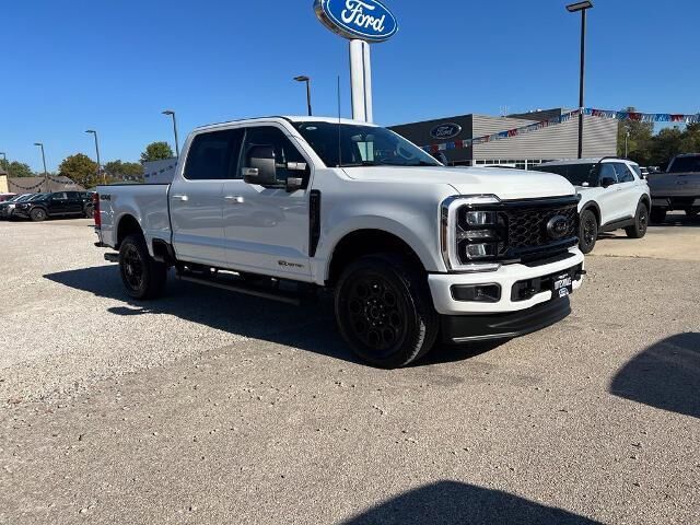 2025 Ford F-250 Super Duty Lariat