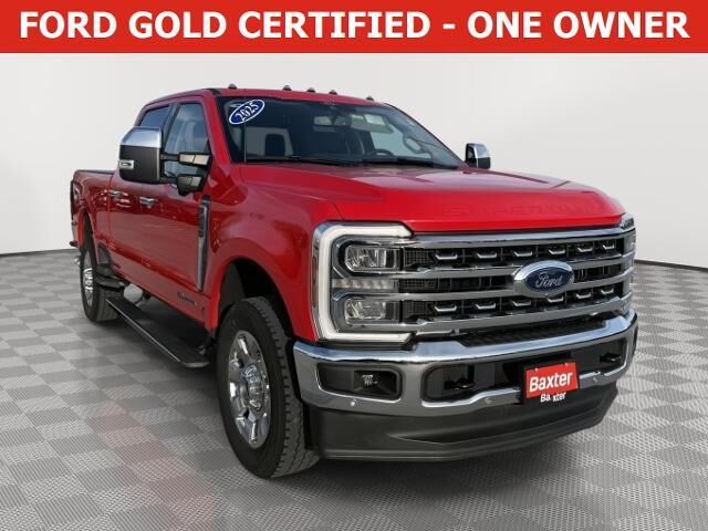 2025 Ford F-250 Super Duty Lariat — photo 1 of 13