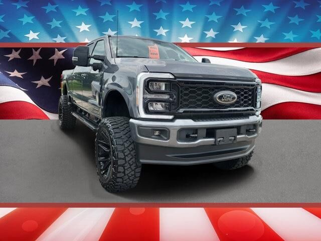 2025 Ford F-250 Super Duty King Ranch — photo 1 of 12