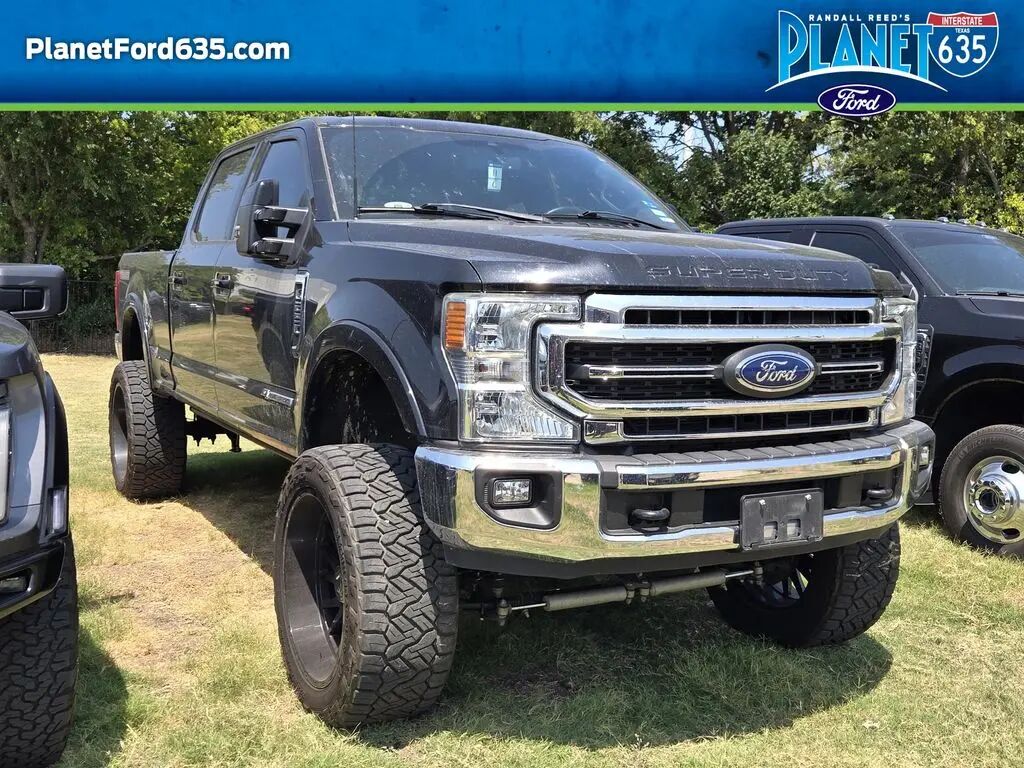 2022 Ford F-250 Super Duty Lariat — photo 1 of 37
