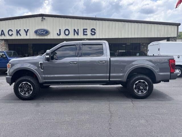 2022 Ford F-250 Super Duty Lariat — photo 1 of 13
