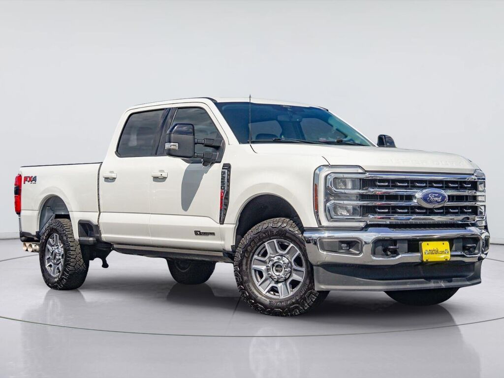 2024 Ford F-250 Super Duty Lariat — photo 1 of 1