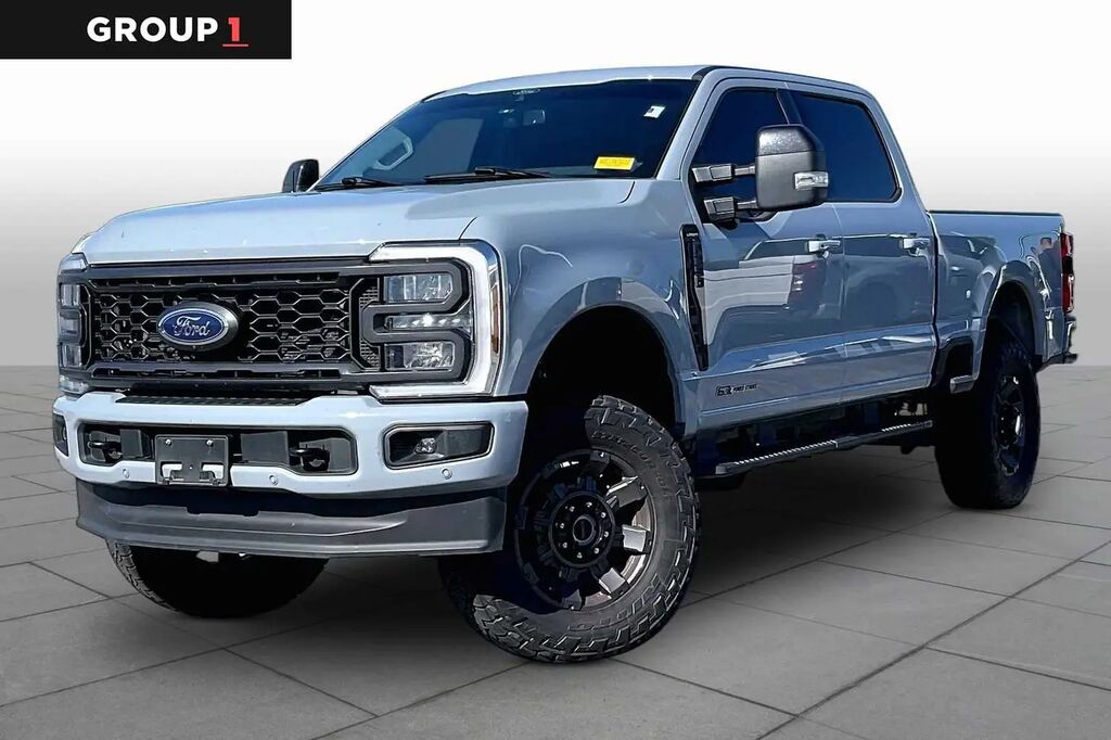 2024 Ford F-250 Super Duty Lariat — photo 1 of 13