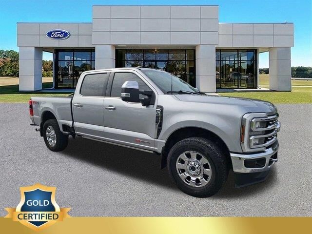 2024 Ford F-250 Super Duty Lariat — photo 1 of 26