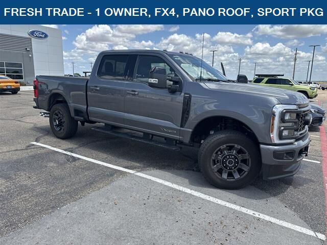 2024 Ford F-250 Super Duty Lariat — photo 1 of 13