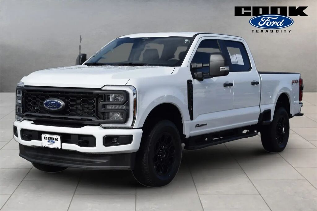 2025 Ford F-250 Super Duty XL — photo 1 of 39