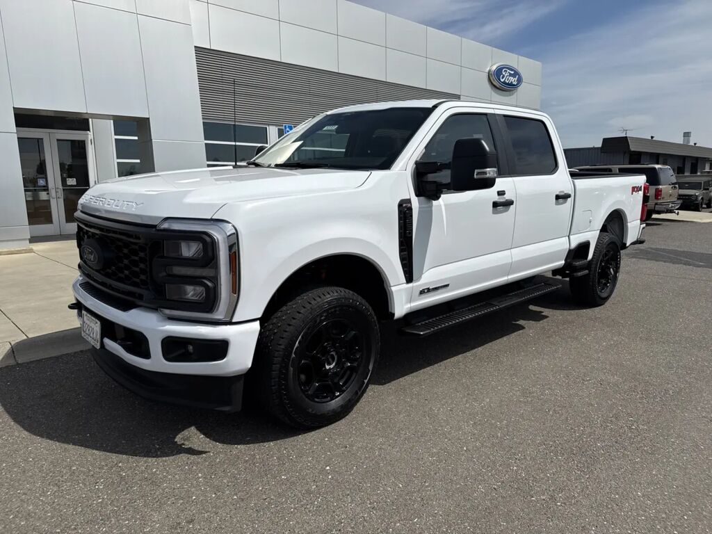 2026 Ford F-250 Super Duty XLT — photo 1 of 26