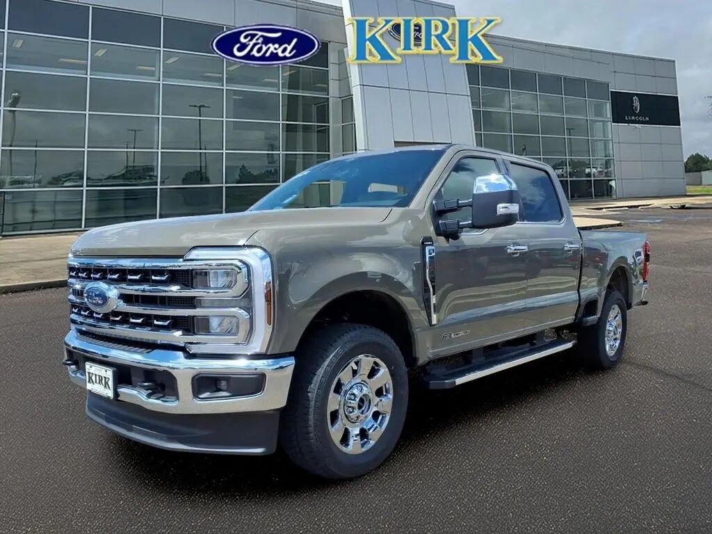 2026 Ford F-250 Super Duty Lariat — photo 1 of 43