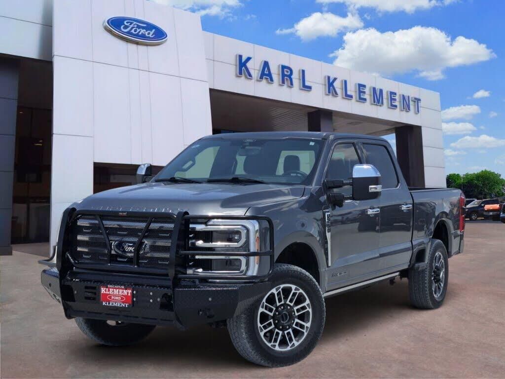 2024 Ford F-250 Super Duty Platinum — photo 1 of 1