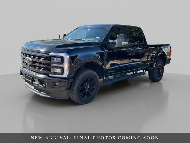2024 Ford F-250 Super Duty Lariat — photo 1 of 26