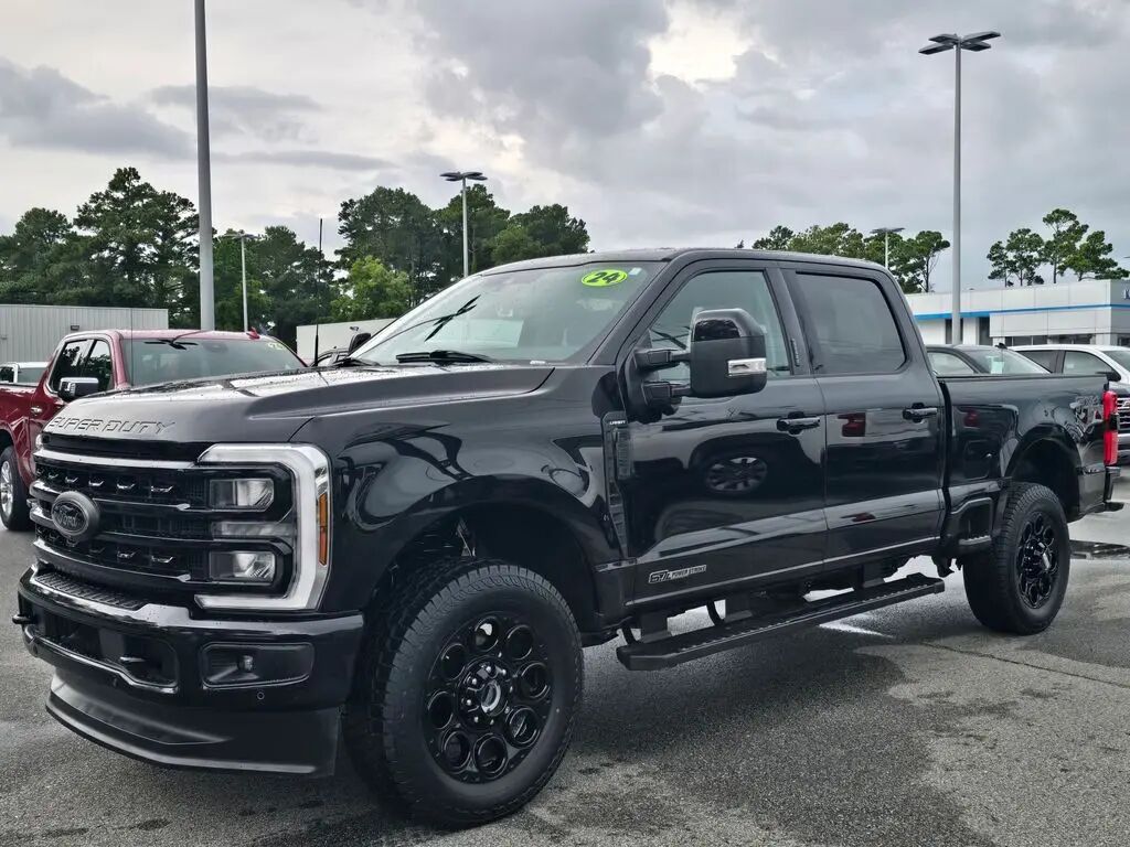 2024 Ford F-250 Super Duty Lariat — photo 1 of 13
