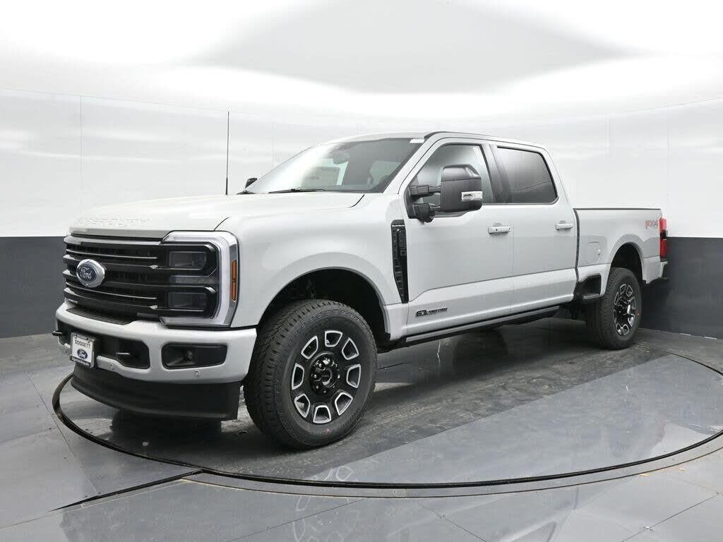 2025 Ford F-250 Super Duty Platinum — photo 1 of 1