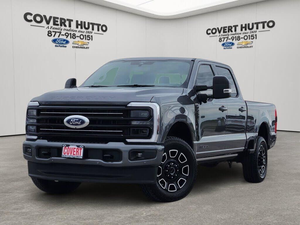 2025 Ford F-250 Super Duty Platinum — photo 1 of 2