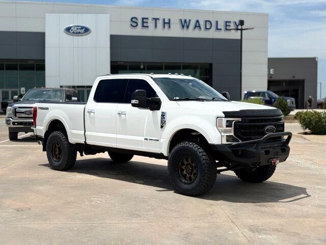 2021 Ford F-250 Super Duty Platinum — photo 1 of 26