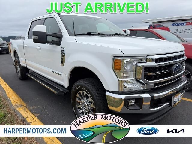 2022 Ford F-250 Super Duty Lariat — photo 1 of 29