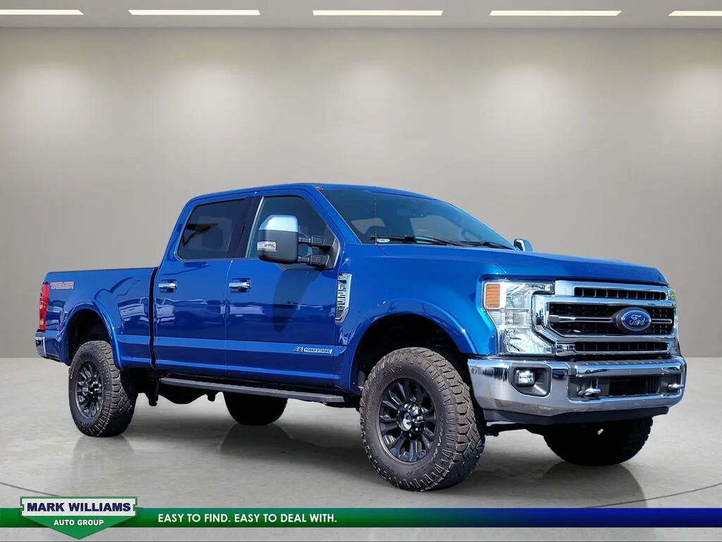 2022 Ford F-250 Super Duty Lariat — photo 1 of 40