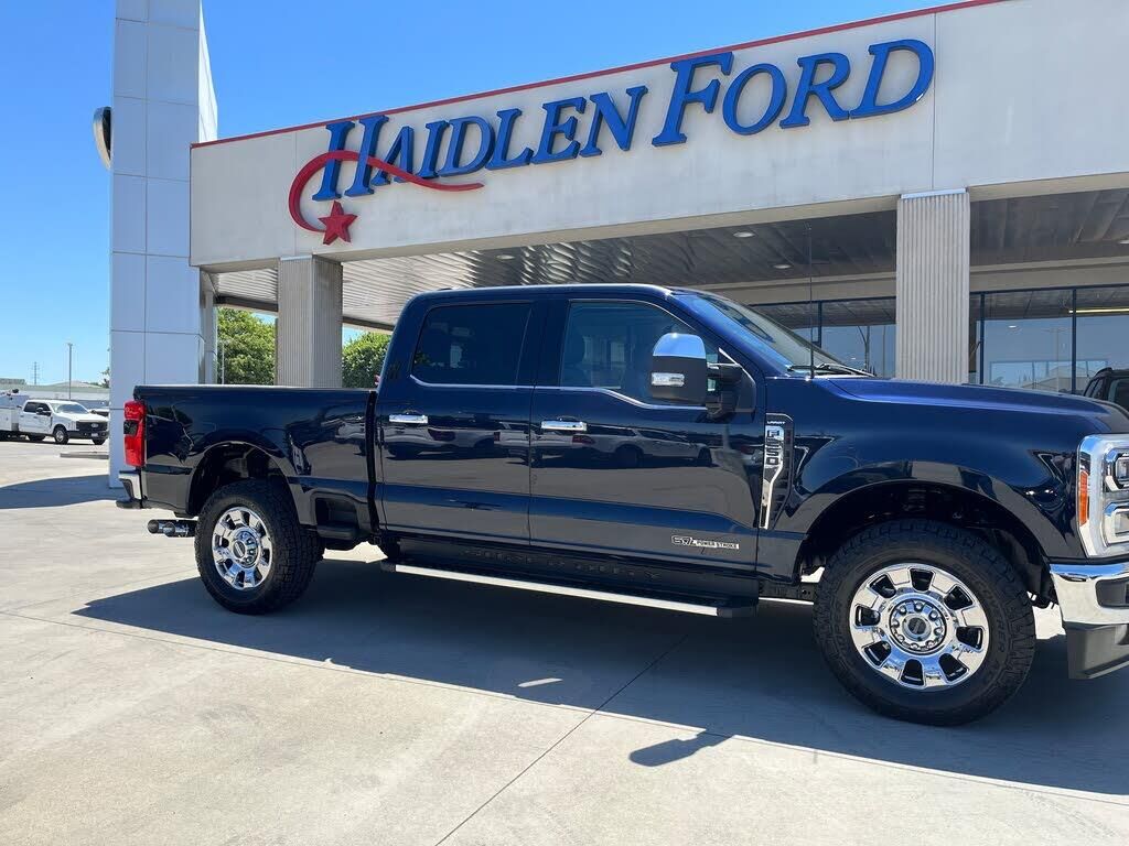 2023 Ford F-250 Super Duty XLT — photo 1 of 1