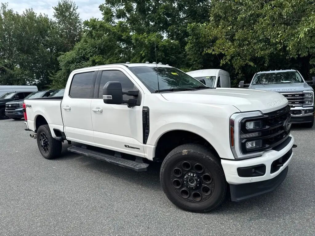 2024 Ford F-250 Super Duty Lariat — photo 1 of 13