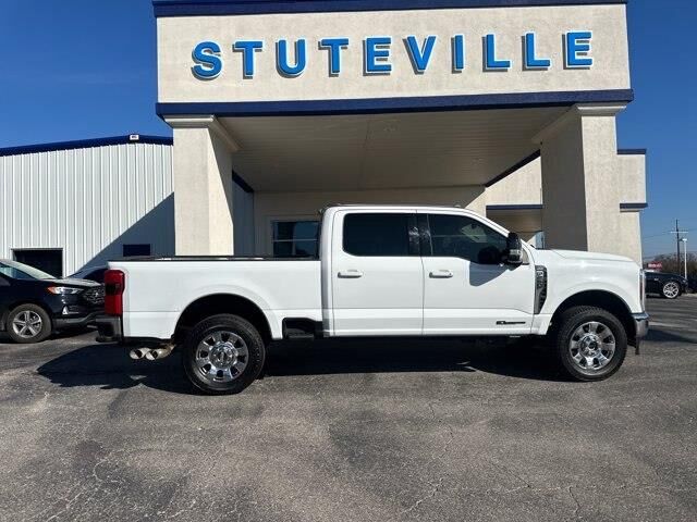 2024 Ford F-250 Super Duty Lariat — photo 1 of 13