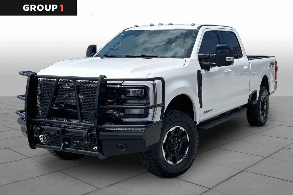 2024 Ford F-250 Super Duty Lariat — photo 1 of 13