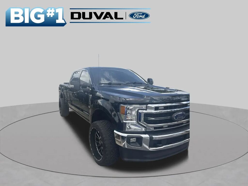2022 Ford F-250 Super Duty Lariat — photo 1 of 34