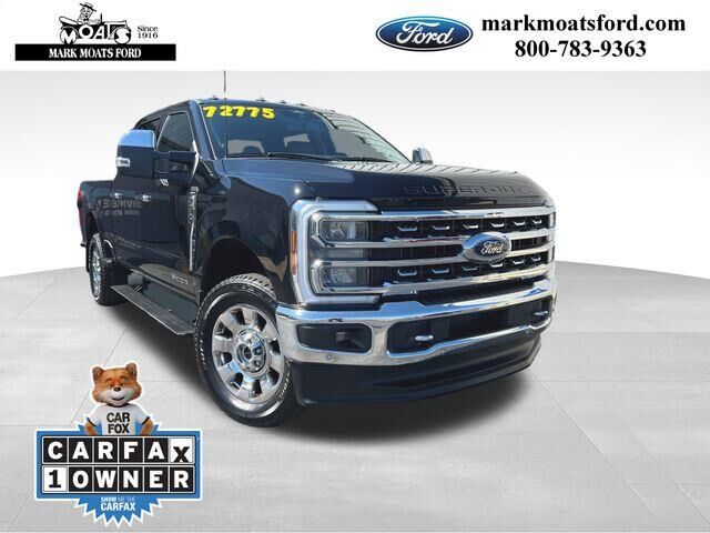 2024 Ford F-250 Super Duty Lariat — photo 1 of 12
