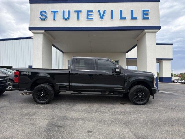 2024 Ford F-250 Super Duty Lariat — photo 1 of 13
